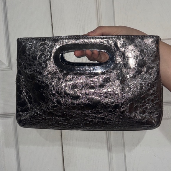 Micheal Kors metallic clutch y3k